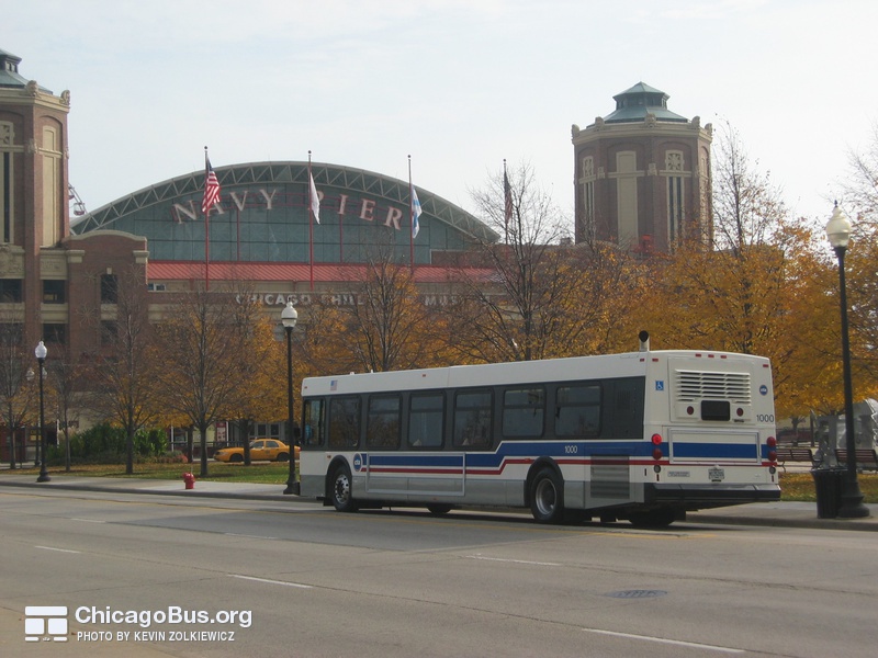 Prototype bus #1000 in front of Navy Pier following a CTA press conference on November 8, 2005.